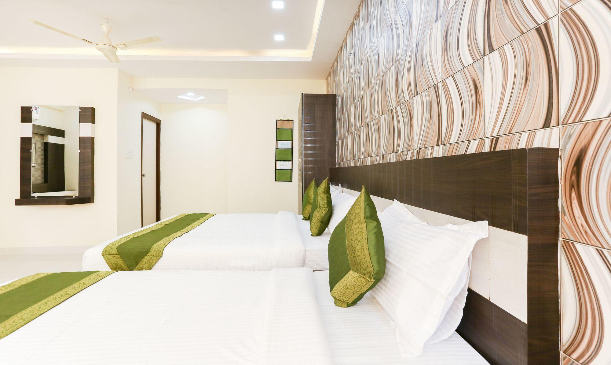 Fabhotel Rotano Suites - Yelahanka Bangalore Exteriör bild
