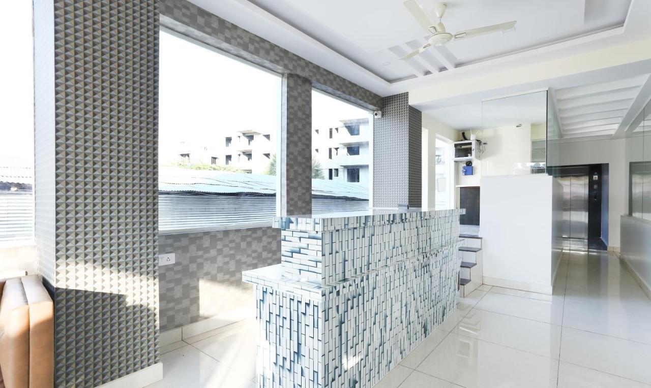 Fabhotel Rotano Suites - Yelahanka Bangalore Exteriör bild