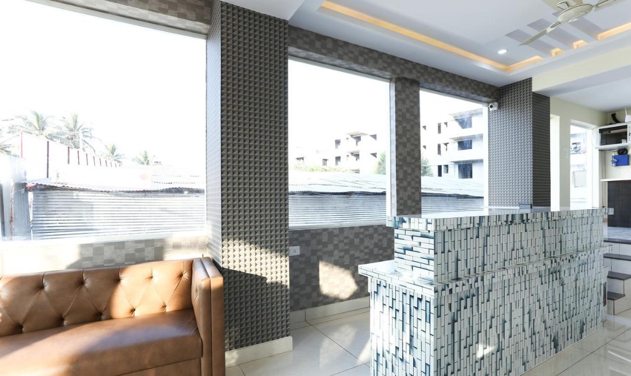 Fabhotel Rotano Suites - Yelahanka Bangalore Exteriör bild