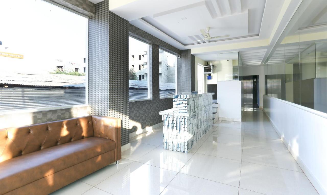 Fabhotel Rotano Suites - Yelahanka Bangalore Exteriör bild