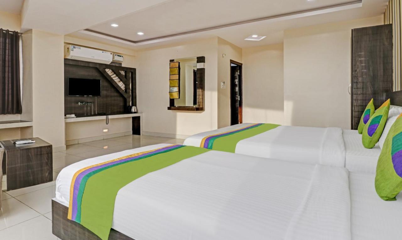 Fabhotel Rotano Suites - Yelahanka Bangalore Exteriör bild