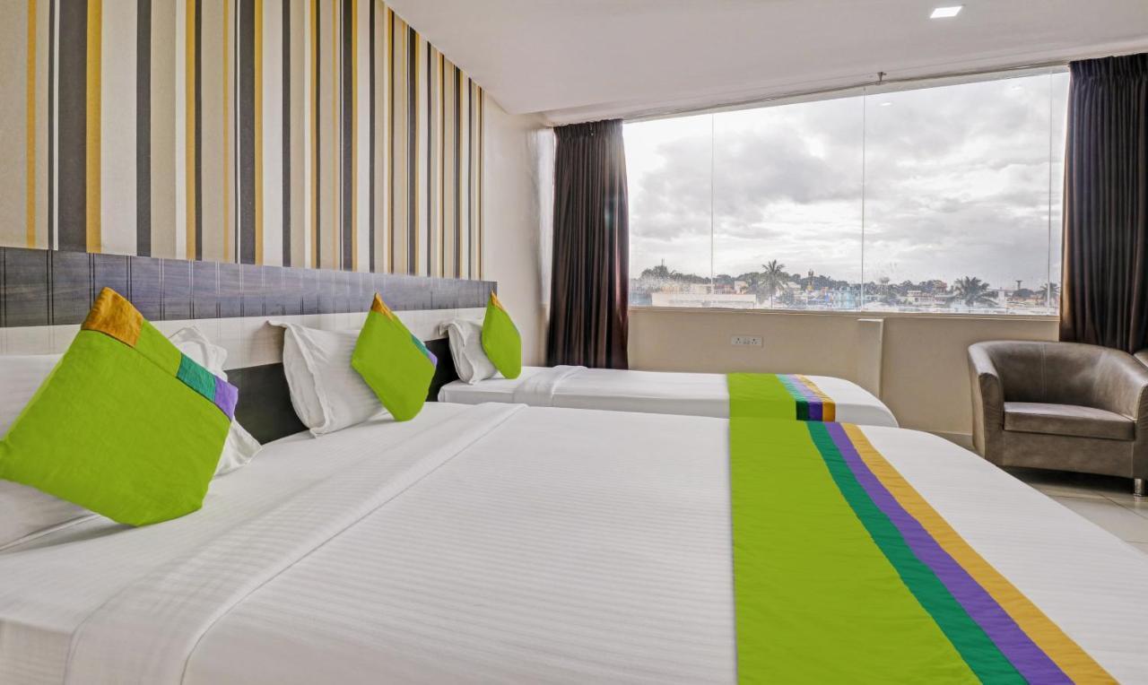 Fabhotel Rotano Suites - Yelahanka Bangalore Exteriör bild