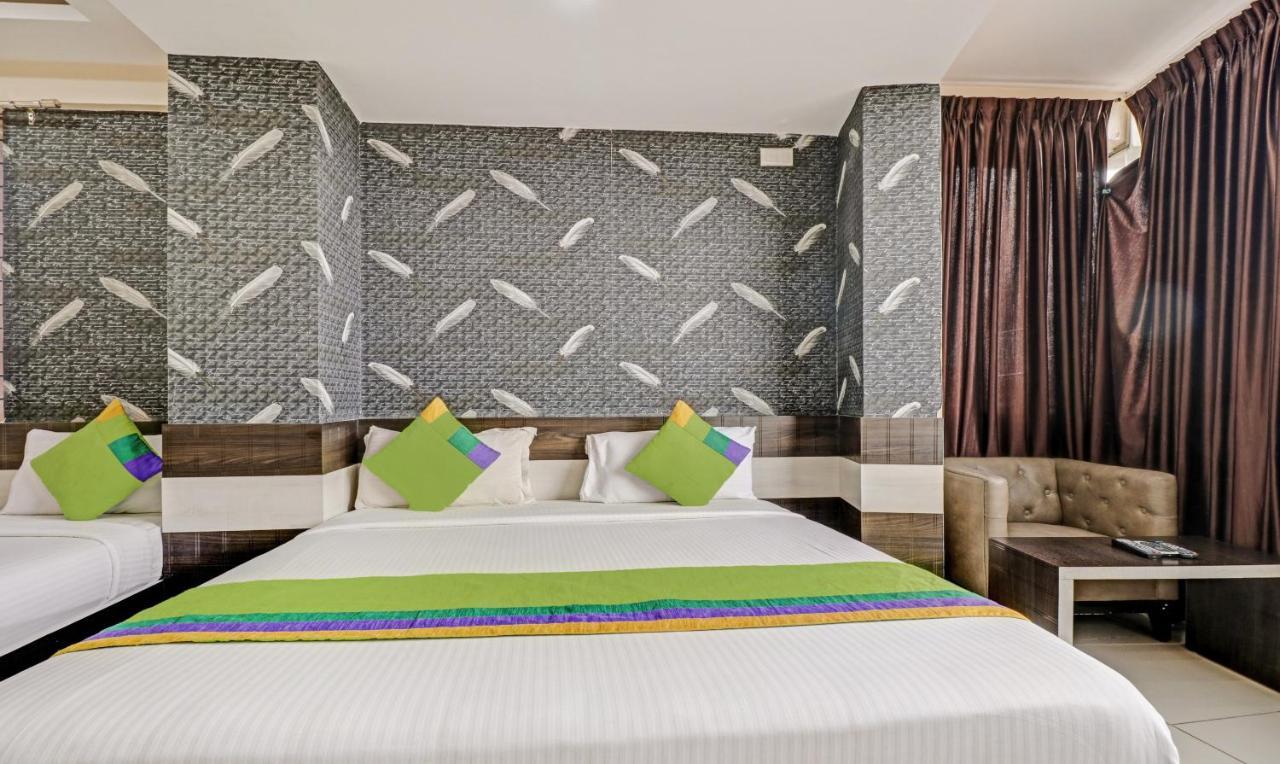 Fabhotel Rotano Suites - Yelahanka Bangalore Exteriör bild
