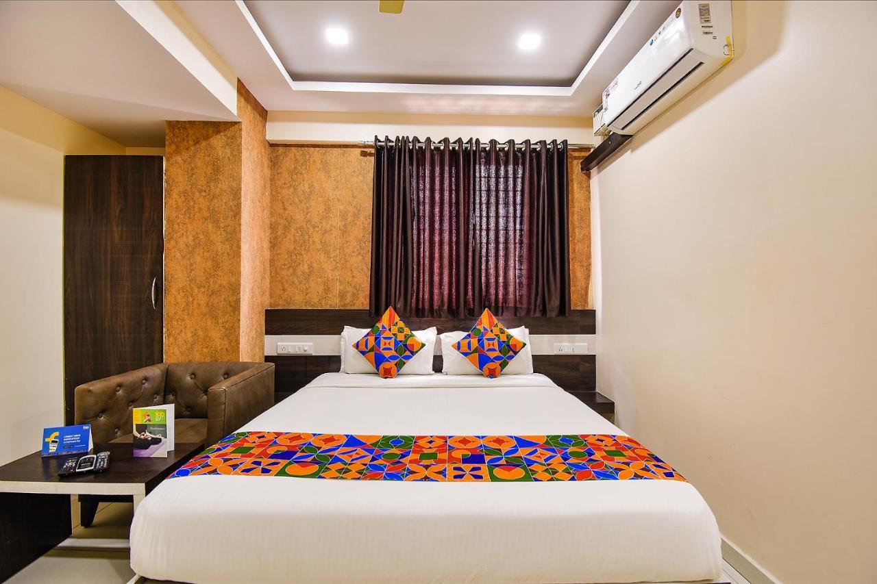 Fabhotel Rotano Suites - Yelahanka Bangalore Exteriör bild