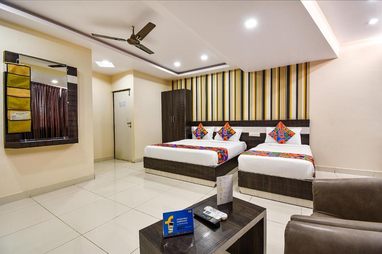 Fabhotel Rotano Suites - Yelahanka Bangalore Exteriör bild